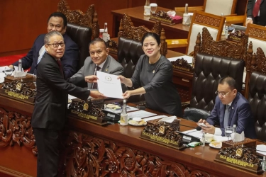 Puan Klaim DPR Periode 2019-2024 Berhasil Sahkan 225 RUU Menjadi Undang-Undang