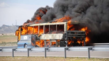 Momen Mencekam! Video Bus Siswa Terbakar di Thailand Viral, 44 Siswa dan Guru Dalam Bahaya