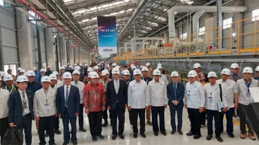 Menteri Investasi Rosan Roeslani Resmikan Pabrik Kaca Terbesar se-Asean di KIT Batang