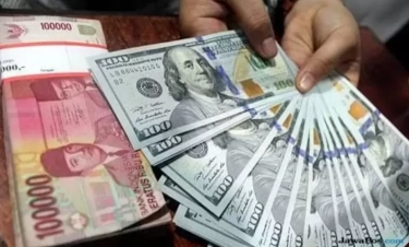 Akhir Pekan, Rupiah Ditutup Anjlok jadi Rp 15.485 Per Dolar AS