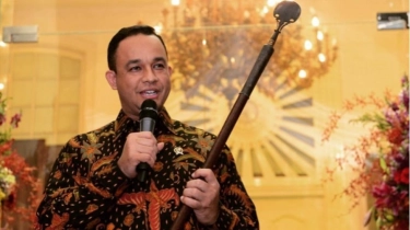 Anies Baswedan Pasang Status 'Open To Work' di Linkedln, Netizen: Makin Berat Persaingan Pengangguran