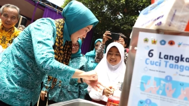 Keseruan Shinta Nana Peringati Hari CTPS, Bareng Ratusan Anak SD di Pekalongan