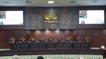 MK Tolak Gugatan Pemohon Raden Mahdum terkait Perluasan Makna Subjek Pidana Politik Uang