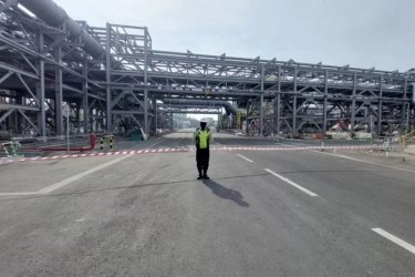 Menteri ESDM Bahlil Sebut Sudah Kirim Tim Selidiki Penyebab Kebakaran Smelter Freeport di Gresik