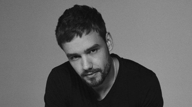 Penggemar Liam Payne Berkumpul di Hotel Casa Sur, Kenang Kepergian Eks Personel One Direction