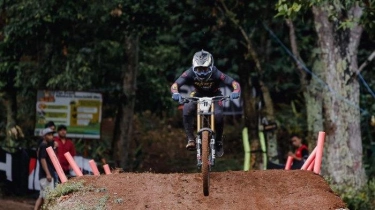 Hasil Indonesian Downhill 2024, Rendy Varera Sanjaya Merajai Ternadi Bike Park Saat Trek Licin