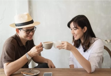 Kamu Tim Penikmat Kopi atau Teh? Intip dan Temukan Kepribadian Unik Kamu di Balik Minuman Favorit