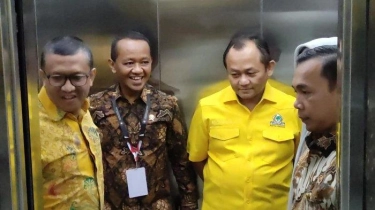 Jokowi Gabung Golkar Diumumkan Sore Ini? Bahlil Tiba di Kantor DPP: Nanti Kita Lihat