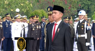 Wapres Gibran Pimpin Upacara Hari Pahlawan di TMP Kalibata