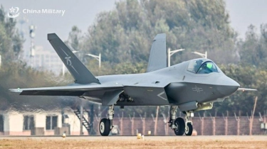 Intip Jet Tempur, Drone hingga Rudal yang Akan Ditampilkan di Airshow China 2024: J-35A Debut