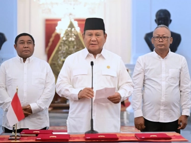 Prabowo Pisahkan Soal Haji dan Umrah dari Kemenag, DPR Tekankan Perubahan Undang-Undang