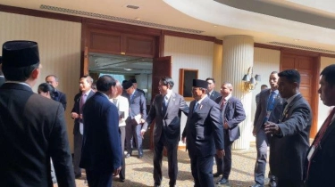 Momen Presiden Vietnam Jenderal Luong Cuong Berlari Kejar Prabowo Buat Ajak Foto Bareng di Peru