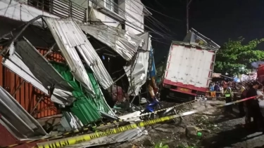 Brakk! Kecelakaan Beruntun di Ngaliyan Dipicu Truk Alami Rem Blong