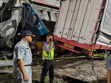 Masih Dirawat, Sopir Truk Penyebab Kecelakaan di Ngaliyan Belum Bisa Diperiksa