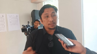 Feri Amsari: Gibran Lakukan Politik Gentong Babi di Pilkada Serentak, Mulai dari Jakarta hingga Kalteng