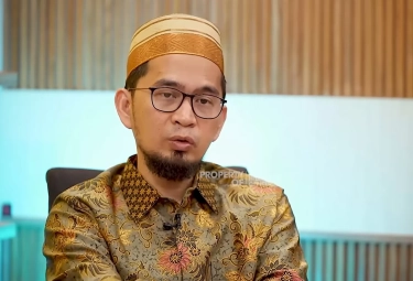 Hutang Sebesar Gunung Uhud Lunas, Hidup Jadi Tenang! Cukup Baca Doa Ini Kata Ustadz Adi Hidayat