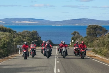 Petualangan Eksklusif: 8 Ducati Berpelat Indonesia Taklukkan Jalanan Australia Barat