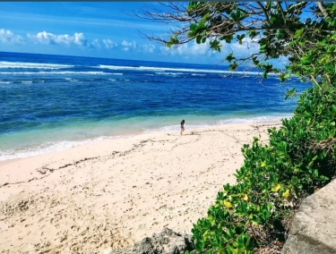 Liburan Anti Mainstream untuk Introvert: 7 Pantai Hidden Gem di Bali