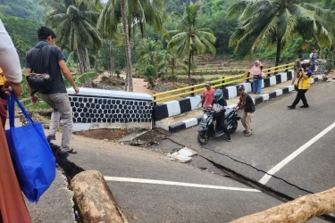 Pengiriman Bantuan dan BBM Tersendat di Sukabumi Bagian Selatan, Wamen PU Instruksikan segera Tangani