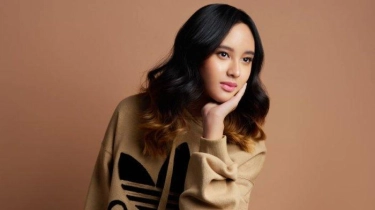 Dinda Ghania Rilis Single Terbaru 'Unfinished', Kisah Melankolis yang Dibalut Musik Upbeat R&B