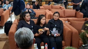 Mary Jane Berlinang Air Mata saat Nyanyikan Indonesia Raya