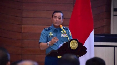 Laksdya TNI Dr. Denih Hendrata, S.E., M.M., CHRMP.