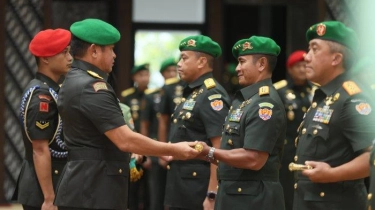 Pimpin Sertijab 2 Jabatan Strategis dan Kenaikan Pangkat 54 Pati, KSAD Singgung Soal Profesionalisme