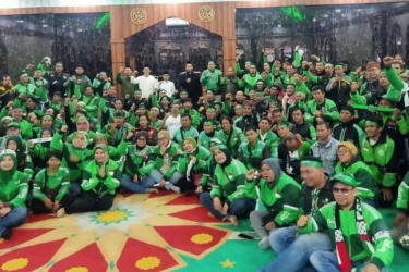 Ojol Keluhkan Potongan 30 Persen, Grab Tegaskan Ikuti Regulasi Kemenhub