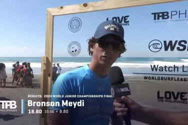 Bikin Bangga! Peselancar Indonesia Bronson Meydi jadi Juara Dunia Junior Liga Surfing Dunia