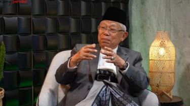 Cerita Ma'ruf Amin Pakai Sarung Saat Rapat Kabinet: Awal-awal Pakai, Lama-lama Kok....