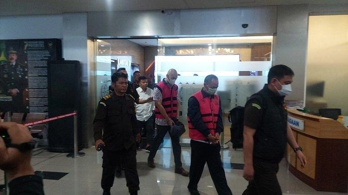 BREAKING NEWS: Kejagung Tetapkan 9 Tersangka Kasus Korupsi Impor Gula yang Libatkan Tom Lembong