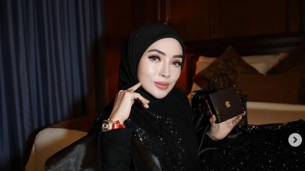 Dari Aceh Hingga Viral, Ini Nama Asli Shella Saukia yang Kini Jadi Sorotan