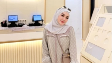 Klarifikasi Shella Saukia yang Ketahuan Tutupi Logo Hijab Umama untuk Brand-nya: Waktu Awal Merintis...