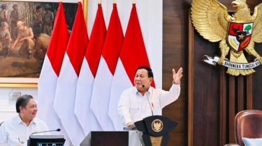 Prabowo Teken Inpres soal Efisiensi Anggaran, Pemda Wajib Potong Perjalanan Dinas 50 Persen