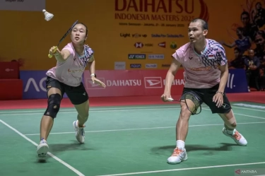 Rinov/Lisa ke Semifinal Indonesia Masters 2025 Usai Kalahkan Ganda Malaysia