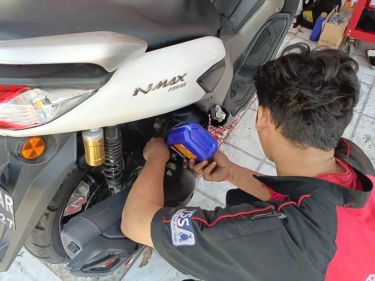 Bukan Mitos, Ini Penyebab Motor Matic Yamaha Nmax Jadi Vampir Oli