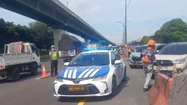 Contraflow Diterapkan di Tol Japek untuk Antisipasi Kemacetan selama Libur Panjang