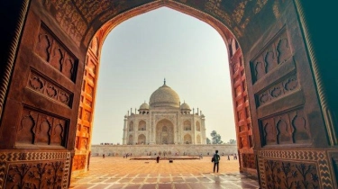 Taj Mahal: Panduan Lengkap untuk Mengunjungi Keajaiban Dunia di Agra, India