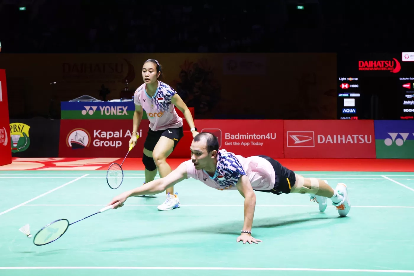 Merekam Kibasan Raket dan Ekspresi Atlet Indonesia Masters 2025 dengan Kamera Flagship Canon EOS R5 Mark II