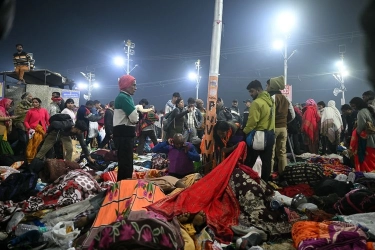 15 Tewas Berdesakan di Kumbh Mela India, Acara Keagamaan Terbesar Dunia