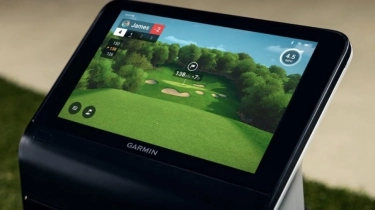 Garmin Approach R50, Simulator Golf & Launch Monitor untuk Permainan Terbaik Mulai dari Pukulan Drive hingga Putt