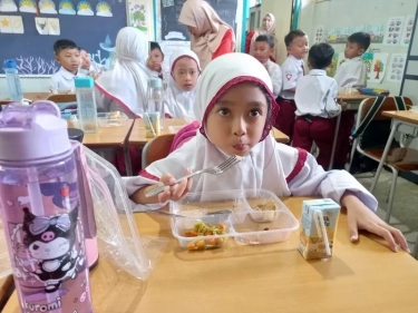 Fraksi PKS DPR Ingatkan BGN Tak Sembarang Usul Menu Serangga untuk Menu Makan Bergizi Gratis