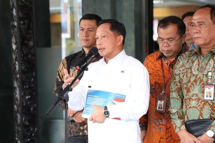 Kejar Pelantikan Kepala Daerah, Mendagri Minta MK Segera Unggah Putusan Dismissal Setelah Dibacakan