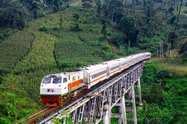 Gapeka 2025 Berlaku, Ini Daftar Perjalanan Kereta dari Stasiun Pasar Senen
