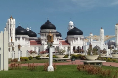 Info Gaji UMR Banda Aceh 2025, Paling Tinggi di Serambi Mekkah