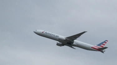 Pesan Terakhir Pilot American Airlines Sebelum Kecelakaan Tragis di Washington DC