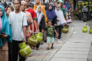 Kelangkaan Tabung Gas 3 Kg Tuai Polemik di Masyarakat Bahkan Telan Korban Jiwa, Status Pengecer Rencananya akan Ditingkatkan Menjadi Sub Pangkalan