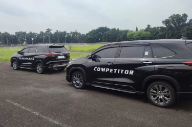 Mencoba Langsung Turanza 6 di Toyota Innova Zenix Hybrid, Tetap Stabil di Trek Basah