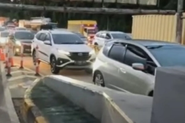 Kecelakaan Maut GT Ciawi Bogor, Jasa Marga: Tol Jagorawi Arah Jakarta Sempat Tersendat, Evakuasi Berlangsung Hingga Dini Hari