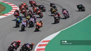 Jadwal Tes Pramusim MotoGP 2025 Sepang: Start Jam 09.00 WIB, Marc Marquez Mencuri Ilmu Pecco Bagnaia